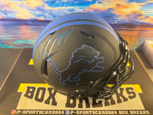 Load image into Gallery viewer, 2026 PREMIUM AUTOGRAPHED FULL SIZE FOOTBALL HELMET BREAK (1) RANDOM TEAM #22/25