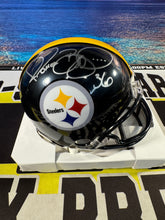 Load image into Gallery viewer, 2026 PREMIUM AUTOGRAPHED NFL FOOTBALL MINI HELMET BOX BREAK (1) RANDOM DIVISION #10