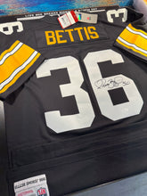 Load image into Gallery viewer, 2026 LICENSED SIGNED AUTOGRAPH NFL FOOTBALL JERSEY LIVE BOX RANDOM TEAM #1/25