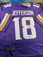 Load image into Gallery viewer, 2026 LICENSED SIGNED AUTOGRAPH NFL FOOTBALL JERSEY LIVE BOX RANDOM TEAM #1/25
