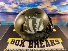 Load image into Gallery viewer, 2026 PREMIUM AUTOGRAPHED FULL SIZE FOOTBALL HELMET BREAK (1) RANDOM TEAM #10/25
