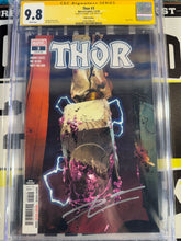 Load image into Gallery viewer, 2026 CGC GRADED COMIC BOOK P-SPORTSCARDS24'S PREMIUM MYSTERY LIVE BOX #4/25
